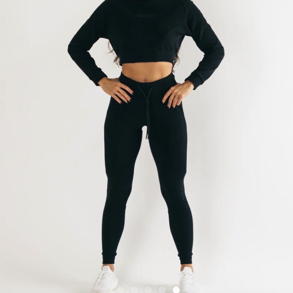 NWT Alphalete Identity Joggers